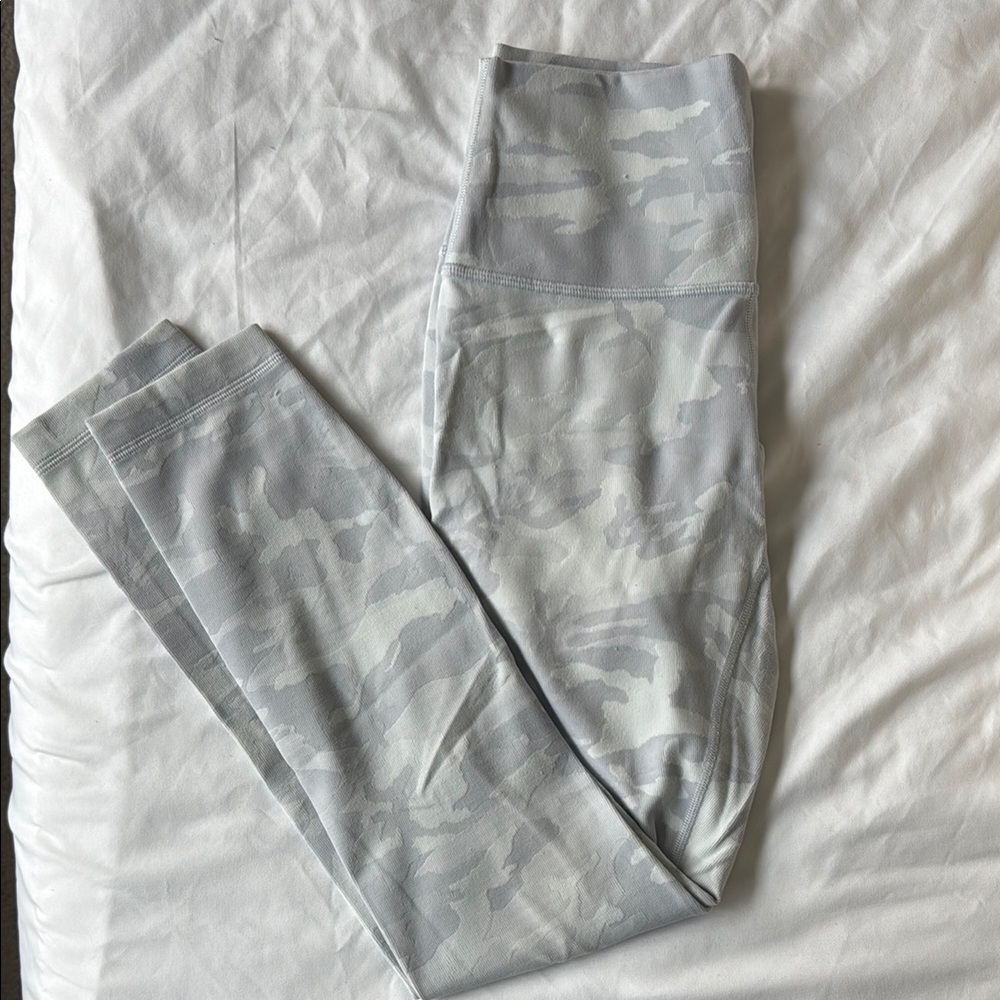 Lululemon Athletica Gray Camo Leggings